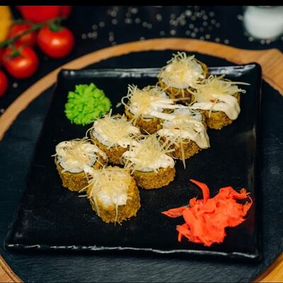 Ролл Цезарь шик в FoodBox по цене 680 ₽