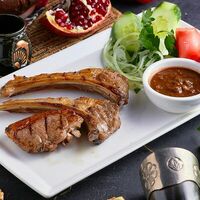 Каре ягненка в Мясо & Хинкали