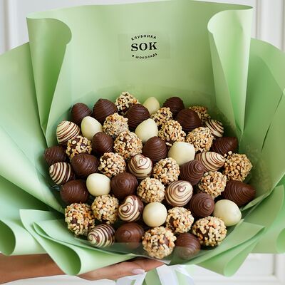 Клубничный букет № 189 в SOK - клубника в шоколаде по цене 7990 ₽