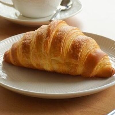 Круассан со сливочным маслом в Pur Pur по цене 230 ₽