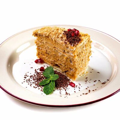 Наполеон с соусом патисьер в Гранат по цене 195