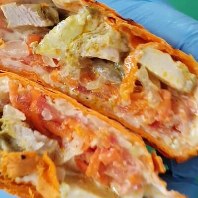 Шаверма с курицей в Шаверма-бар Рыба мОя по цене 400 ₽