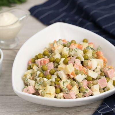 Салат Оливье в ШАУРМА КАФЕ ТАНДЫР 24 по цене 235 ₽