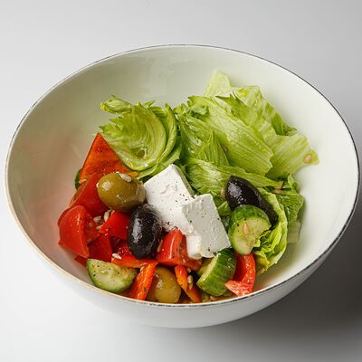Салат Греческий в Avo kitchen & bar по цене 750 ₽