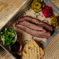 Техасский брискет Барбекю в Smoke BBQ