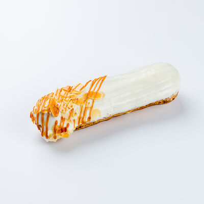 Эклер с ванильной начинкой в Магбургер & Братья Караваевы по цене 100