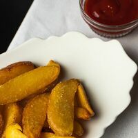 Картофельные дольки в Опера