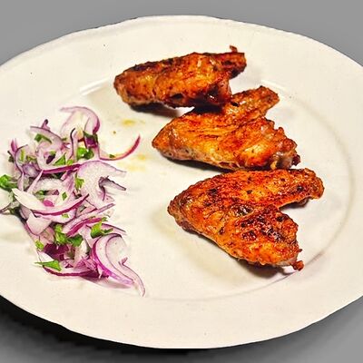 Куриные крылья в Ламазо Грузинская Кухня по цене 630 ₽