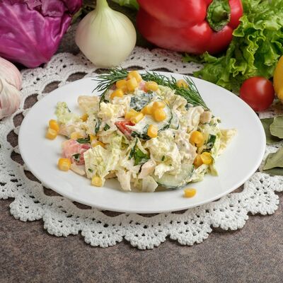 Салат с курицей и овощами в Новая столовая по цене 98 ₽