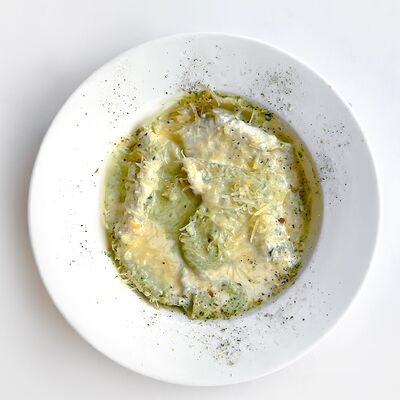 Равиоли со шпинатом в Ava Restafe по цене 25 р.