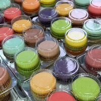 Пирожные Макаронв Bottoni macaron