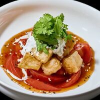 Салат из хрустящего баклажана в Grand Fish Veranda