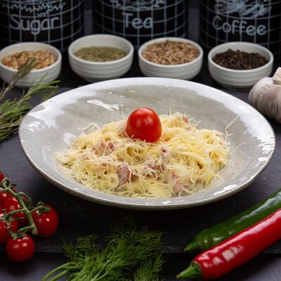 Паста с курицей и грибами в Мясная гильдия по цене 510 ₽