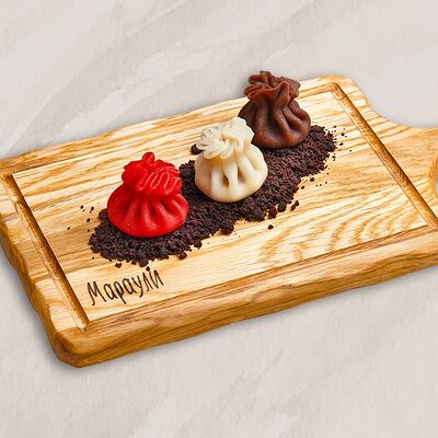 Моти-хинкали с вареньем из фейхоа и сливочным сыром в Мараули по цене 165 ₽