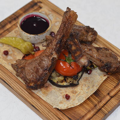 Карэ ягненка в Лесная поляна по цене 1400 ₽