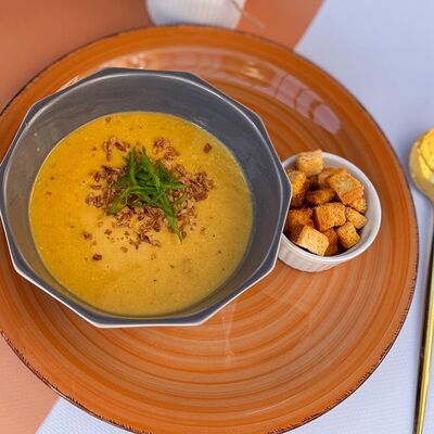 Суп-пюре из батата в Wow Tortik по цене 460 ₽