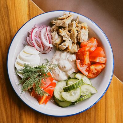 Салат Лондонскийв Пипа по цене 690 ₽