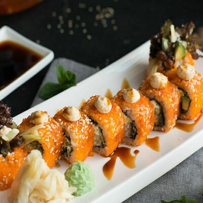 Калифорния сливочная с лососем в Баклажан в ТЦ 