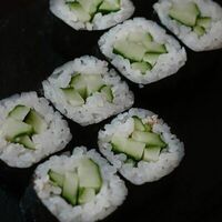 Маки Огурец в Хаус