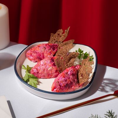 Пхали а-ля сельдь под шубой в Гамарджоба по цене 470 ₽