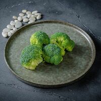 Брокколи на пару в Encore Cafe