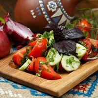 Салат овощной Кахетинский в Тифлис