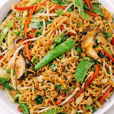 Лапша Ми Том Сао (веган) в Food Hanoi по цене 490 ₽