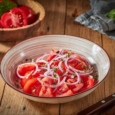 Салат Крымский в #наУГЛЯХ по цене 325 ₽