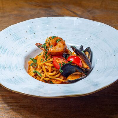 Фрутти ди маре в Pasta и Вино по цене 890 ₽