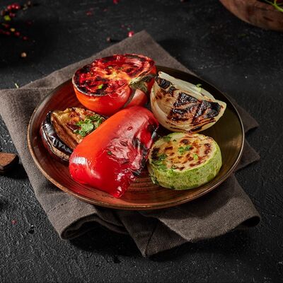 Овощи на углях сезонные в #наУГЛЯХ по цене 380 ₽