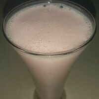 Клубника Ласси / strawberry lassi в Little India OM-NIRVANA