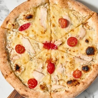 Детская пицца от Майка в Mikemolly по цене 685 ₽