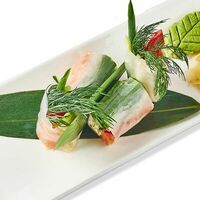 Фитнес ролл с лососем в Sushi & Poke