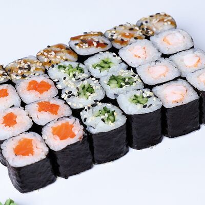 Сет №9 в SUSHIBOX по цене 779 ₽