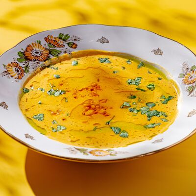 Тыквенный крем-суп с креветками в Lines по цене 670 ₽