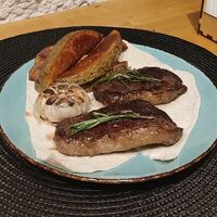 Стейк говяжий Пиканьяв Гриль 7 паб