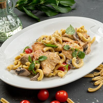 Казаречче с цыплёнком и грибами в Сорренто по цене 575 ₽