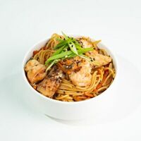 Яичная лапша с морепродуктами в ЁБИСАН