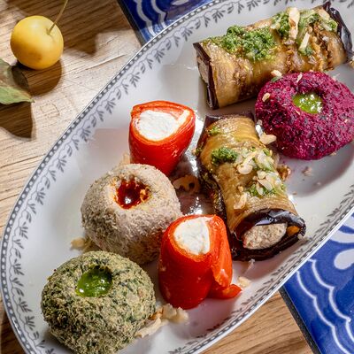 Вай, какая закуска в Хачапури тетушки Марико по цене 685 ₽