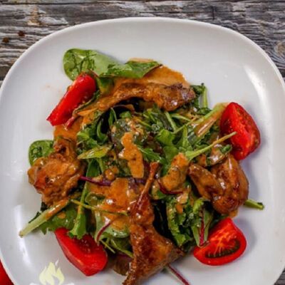 Салат с перепелкой в На углях по цене 980 ₽