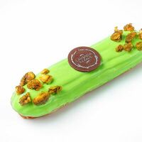 Эклер Фисташка в Lavanda Eclair