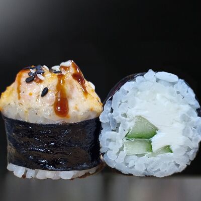 Яки с крабомв Mixrolls по цене 530 ₽