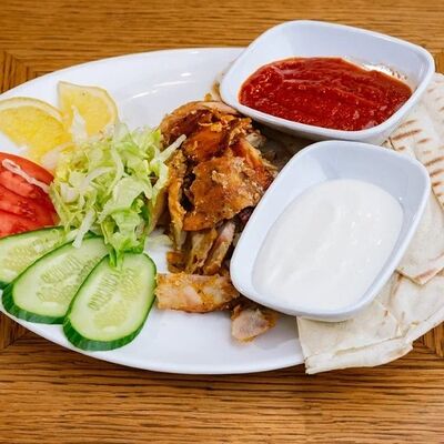 Шаурма на тарелке в Шаурма по цене 397 ₽