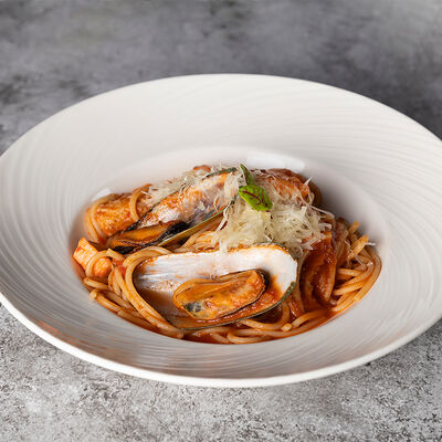 Лингвини с морепродуктами в Море Есть по цене 950 ₽