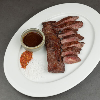 Скёрт выдержанный 250 в Red steak & wine по цене 2400 ₽