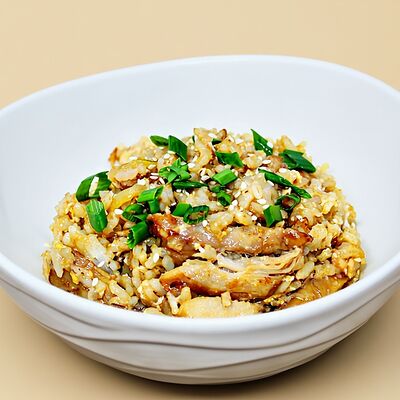 Рис с курицей в китайском соусе в SunRice по цене 479 ₽