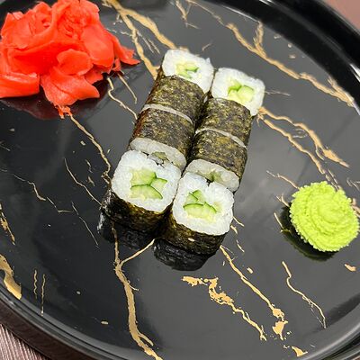 Классический с огурцом в Чип и Дейл по цене 150 ₽