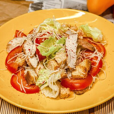 Цезарь с курицей в Гвозди по цене 310 ₽