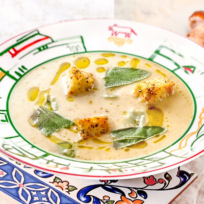 Крем-суп с белыми грибами в Mama Roma по цене 425 ₽