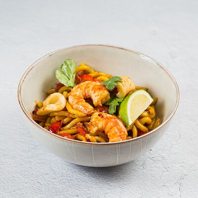 Вок с морепродуктами в Lasosь Sushi&Rolls по цене 649 ₽